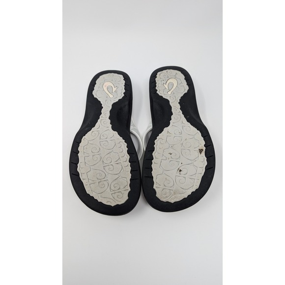 OluKai 'Ohana Women's Flip Flops Size 7 Black White Pineapple Print Comfort - Picture 5 of 5